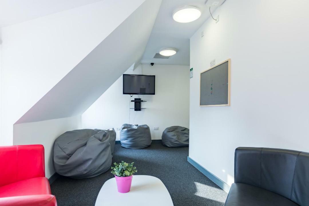 Fulham Palace By Allo Housing London