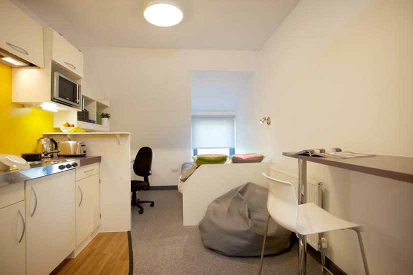 Fulham Palace By Allo Housing Hostel London
